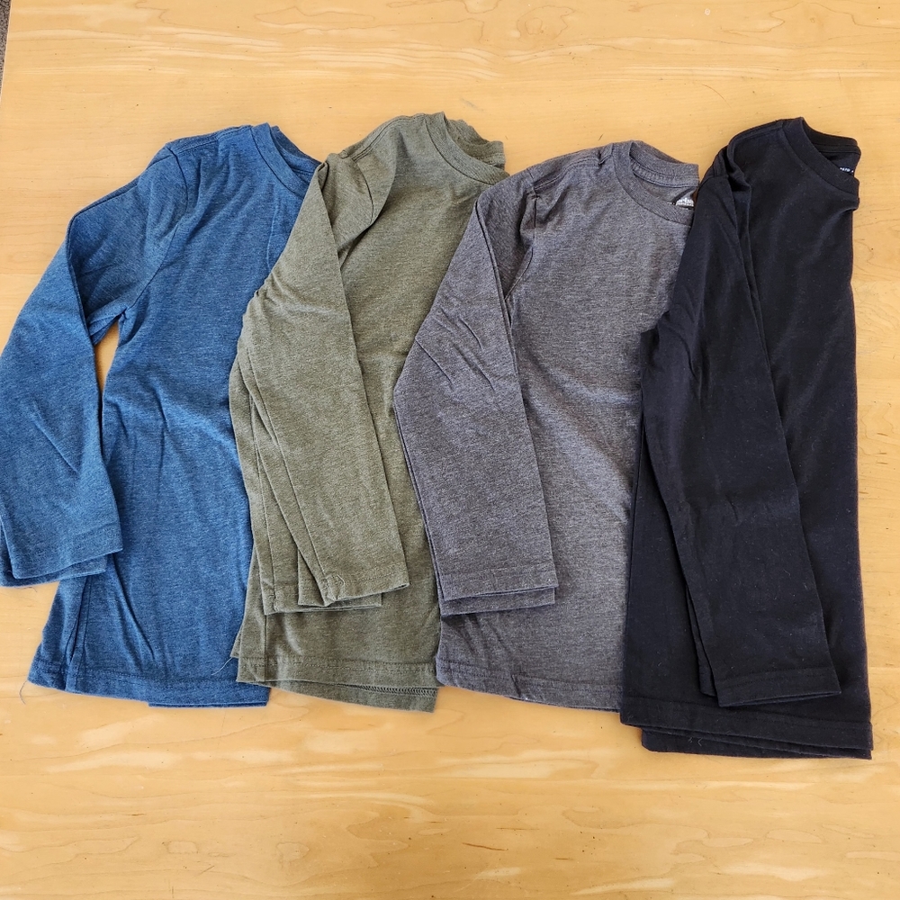 Lot of 4 solid color long sleeve shirts, size S
